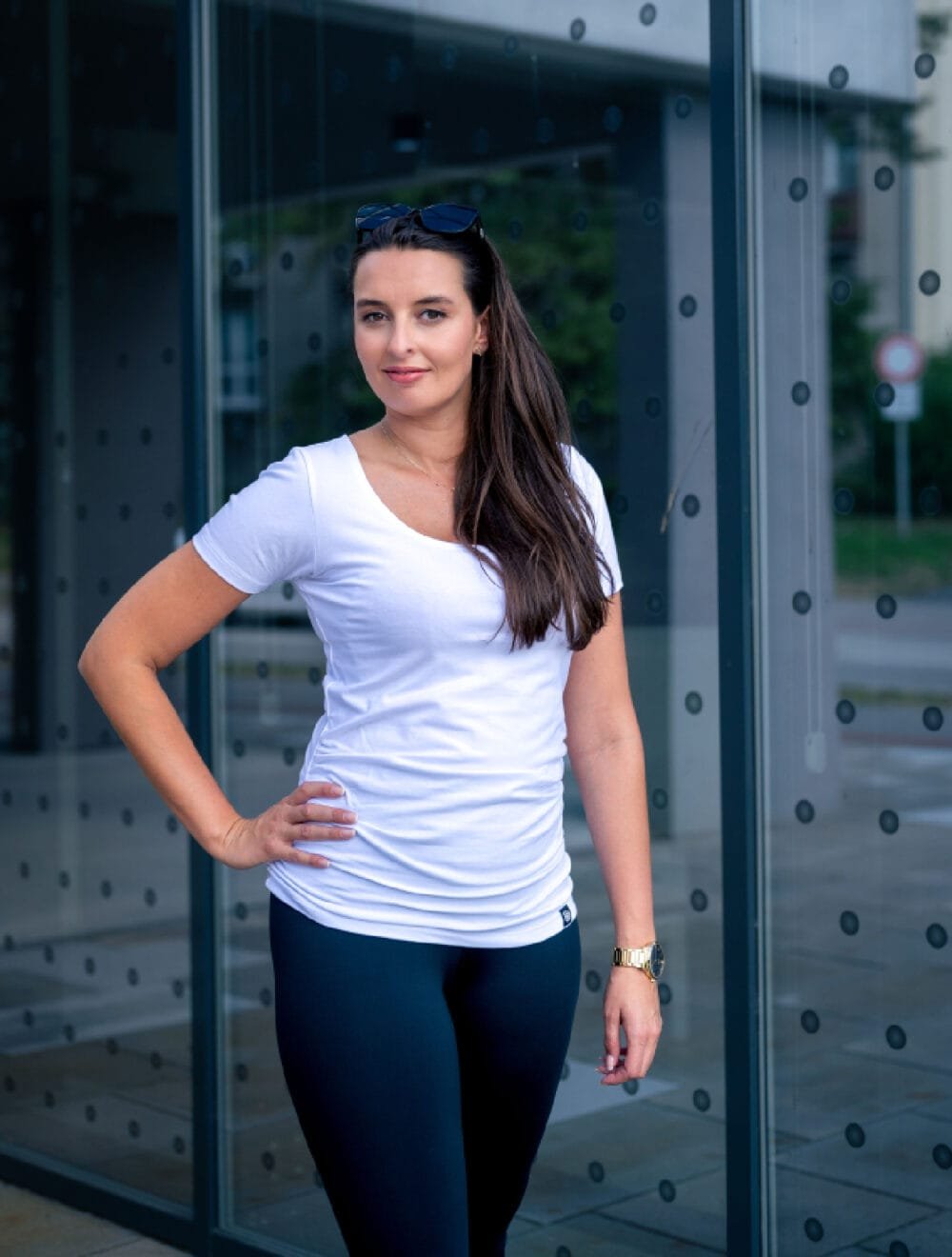 Dámske tričko UniFit krátky rukáv - Biele - Image 2