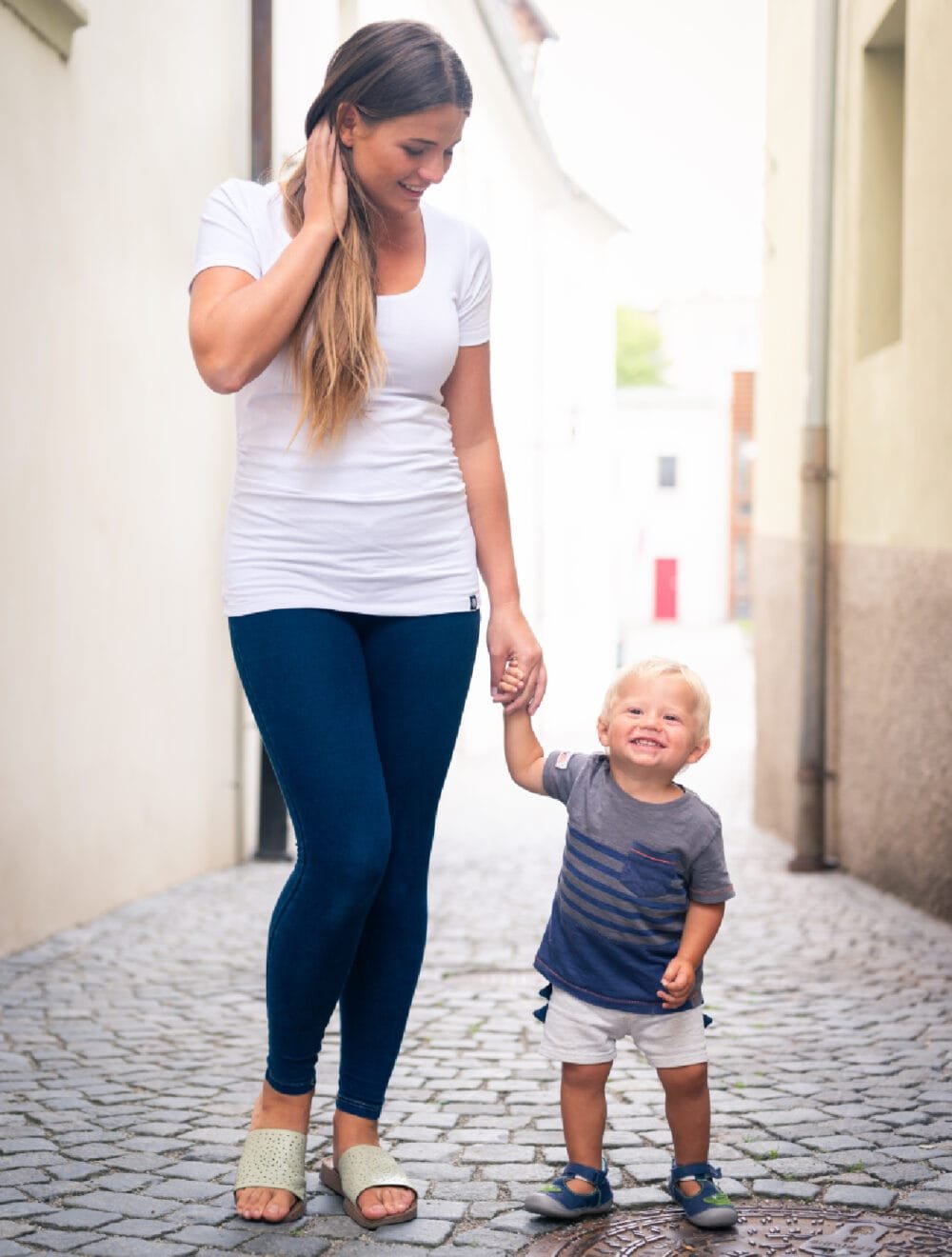 Dámske tričko UniFit krátky rukáv - Biele - Image 6