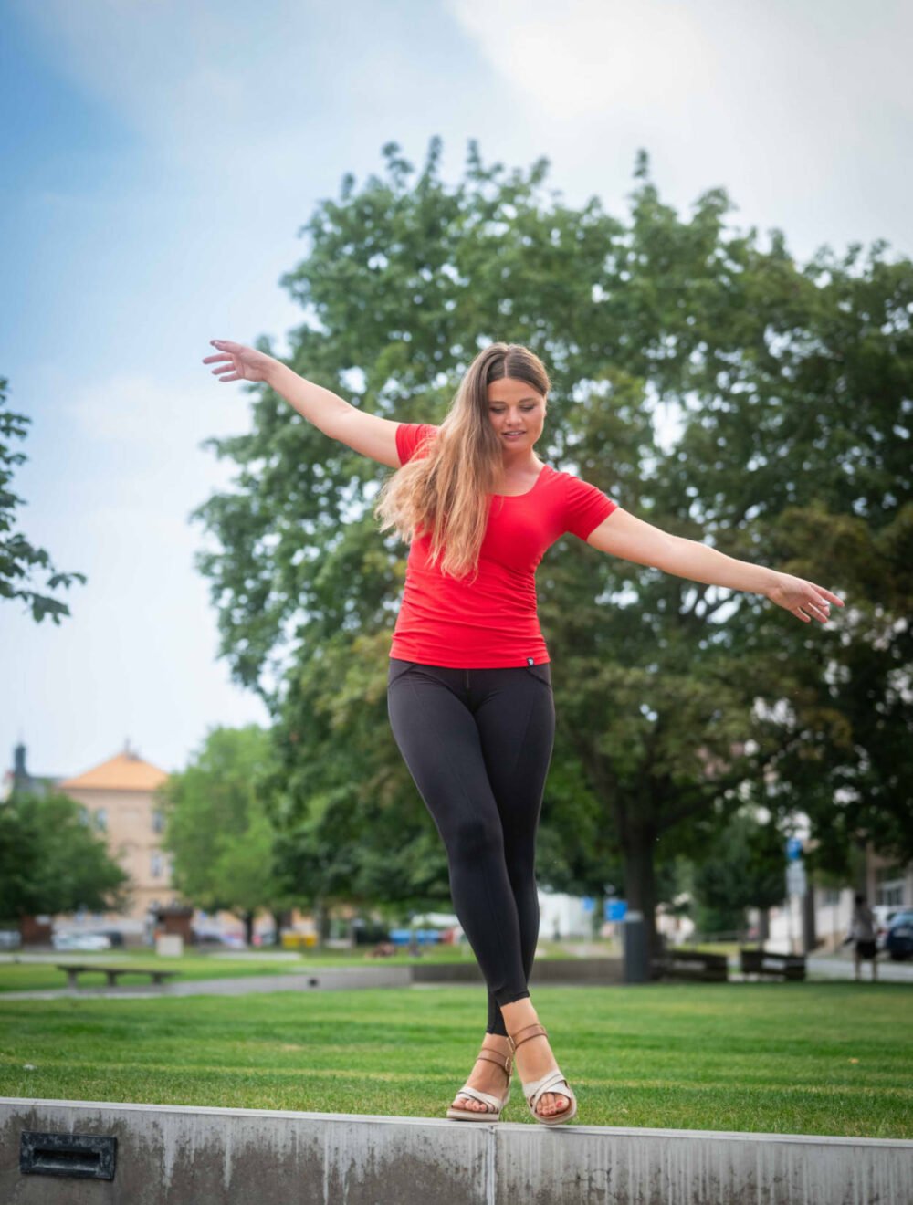 Dámské
tričko UniFit krátký rukáv - Červené - Image 3